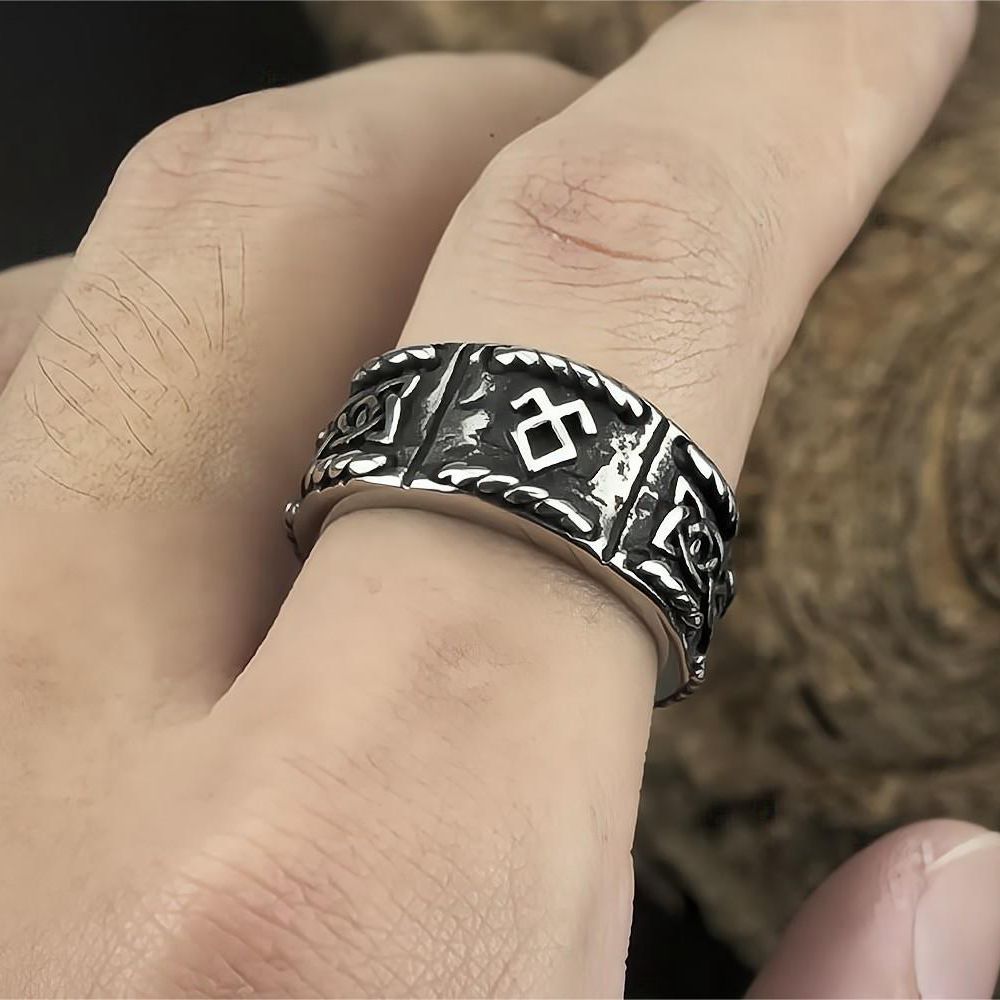 Anello acciaio stile vichingo da uomo