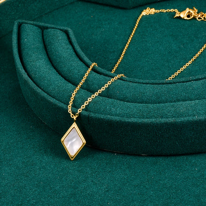 Collana geometrica da donna