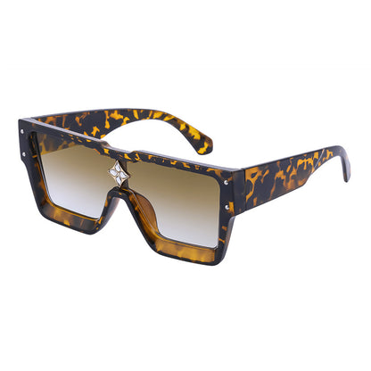 Occhiali da sole oversize da donna