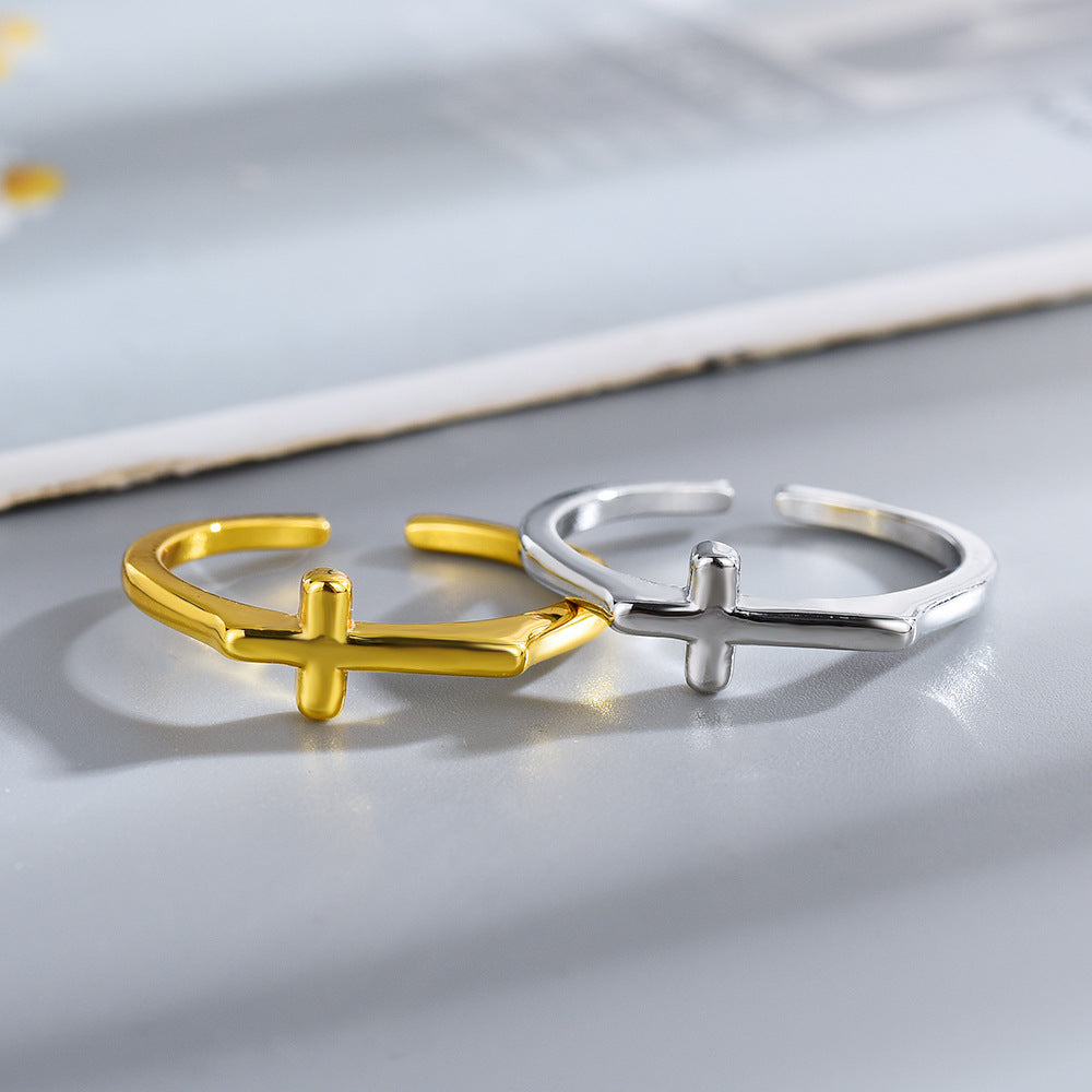 Anello croce dorato