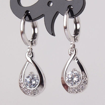 Orecchini goccia con zirconi da donna