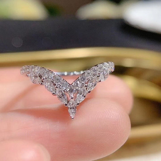 Anello cuore con diamante