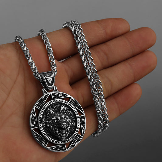 Collana testa di lupo titanio