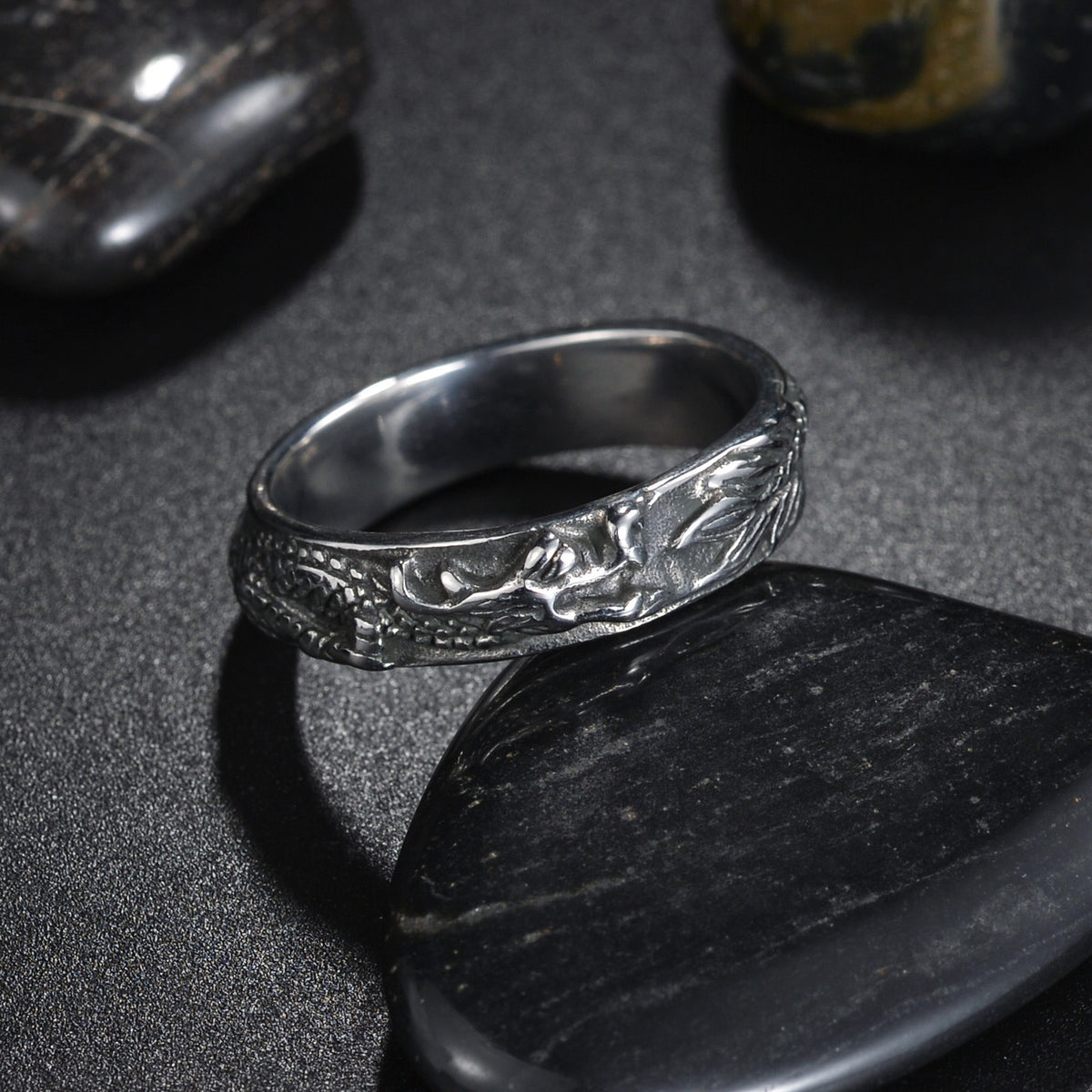 Anello drago titanio