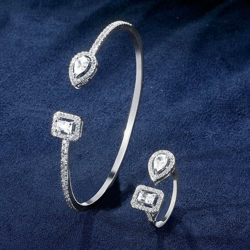 Anello zircone asimmetrico