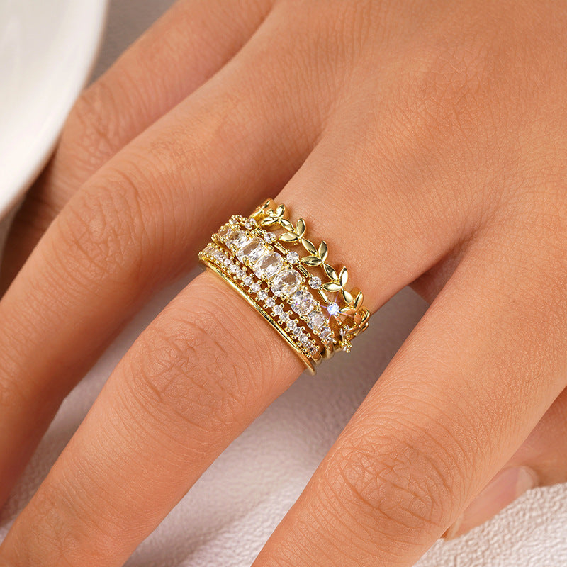 Anello zircone spiga geometrico