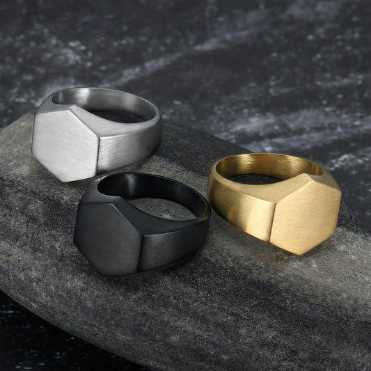Anello geometrico titanio semplice