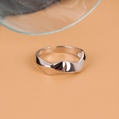 Anello geometrico aperto rombo lucido