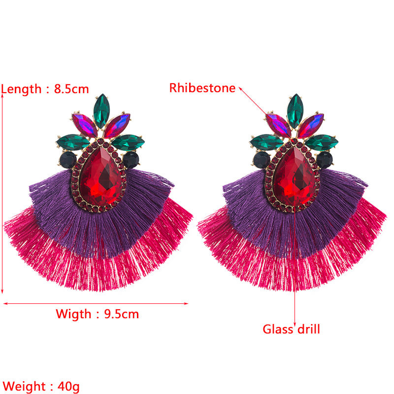Orecchini boho con nappa e strass