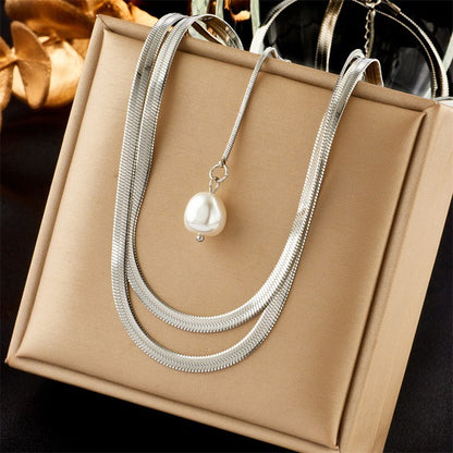Collana con perline geometriche