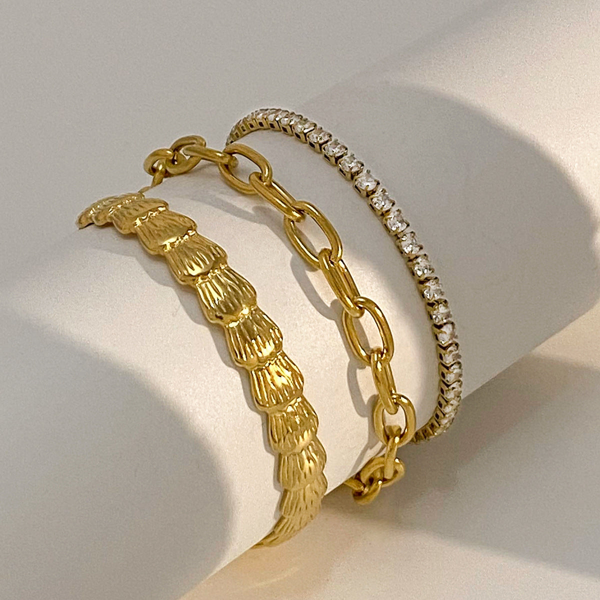 Bracciale acciaio zirconi occidentale