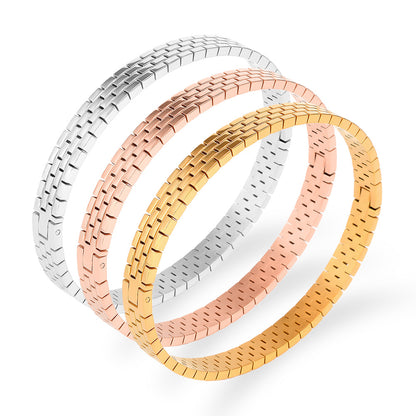 Bracciale con design cinturino
