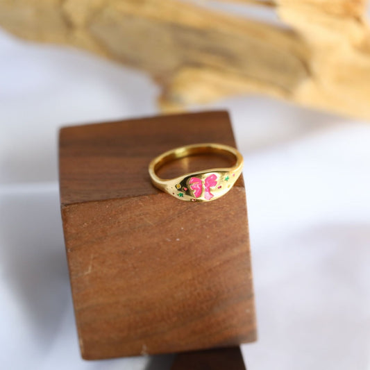 Anello con farfalla dipinta
