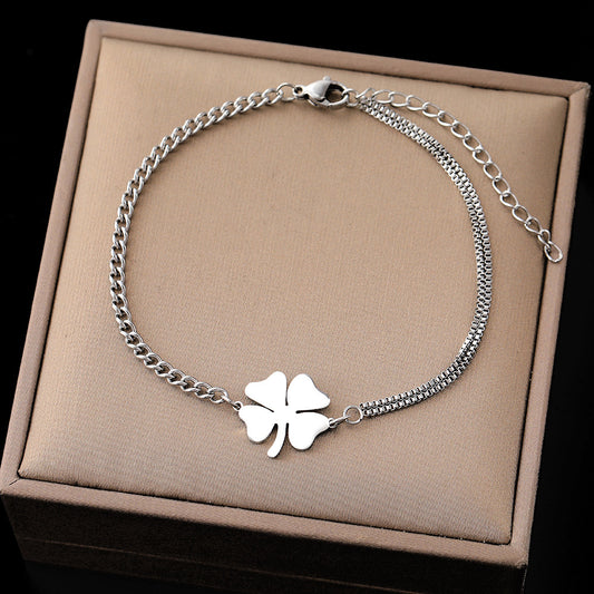 Bracciale con trifoglio retrò