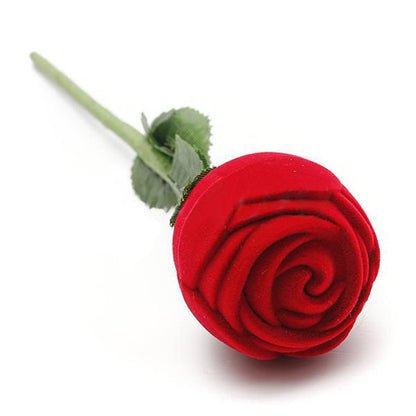 Anello rosa rosso