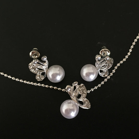 Collana e orecchini farfalla
