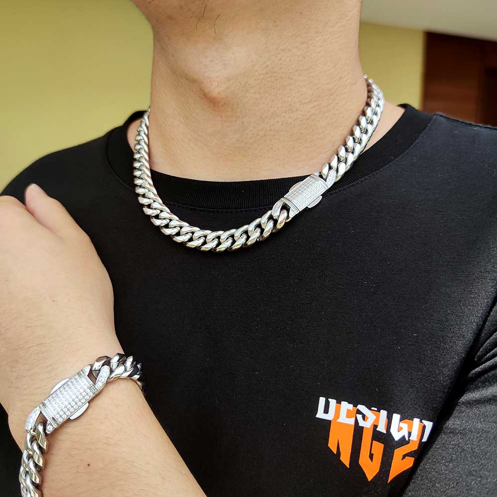 Collana e bracciale
