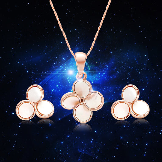 Set collana e orecchini fiore conchiglia