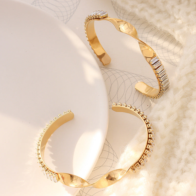 Bracciale geometrico zirconi aperto