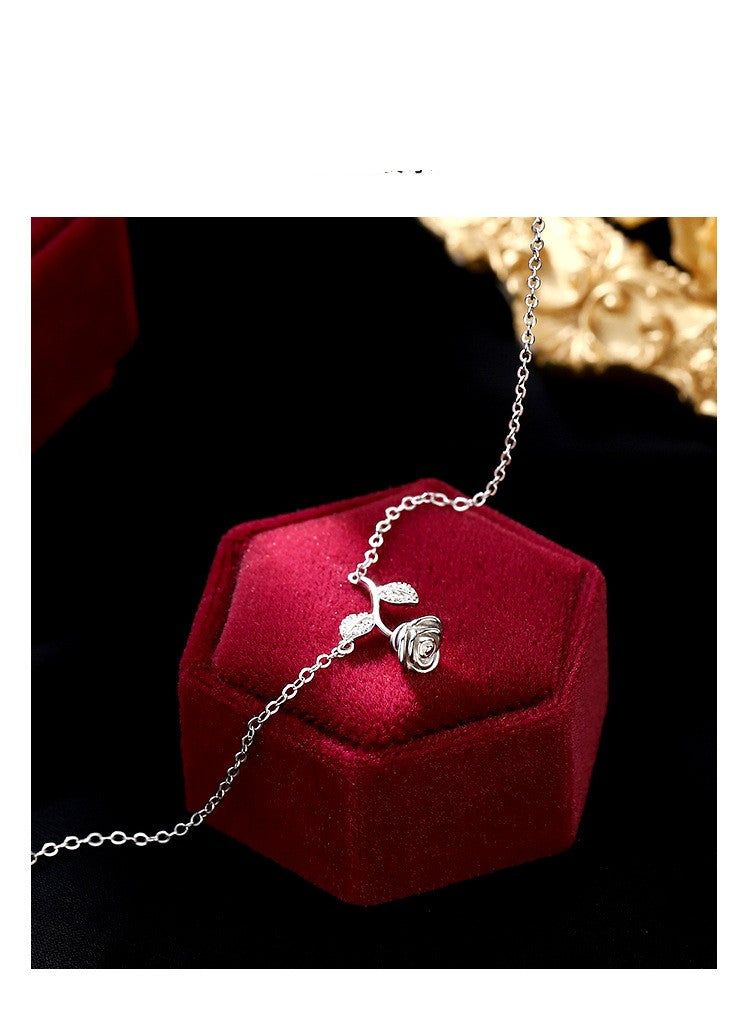 Collana corta estiva
