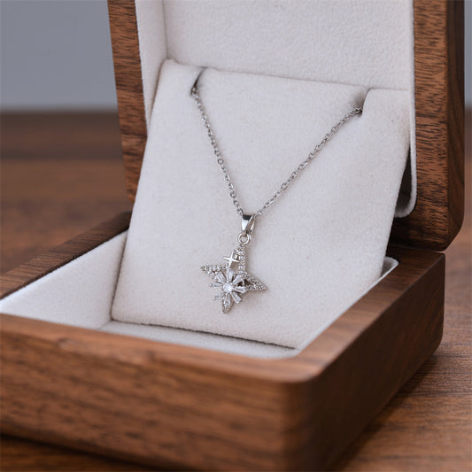 Collana stella ruotante