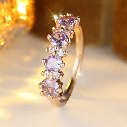 Anello viola con facette