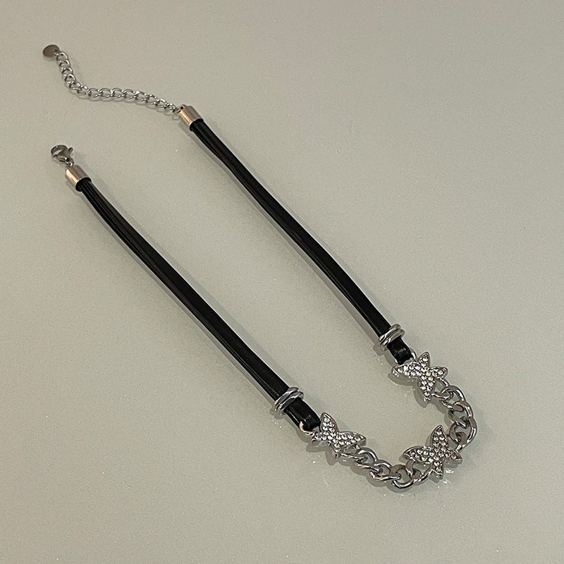 Collana farfalla nera girocollo