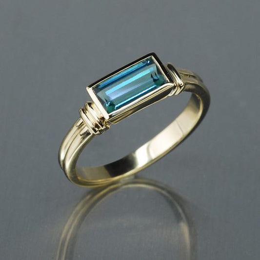 Anello geometrico quadrato
