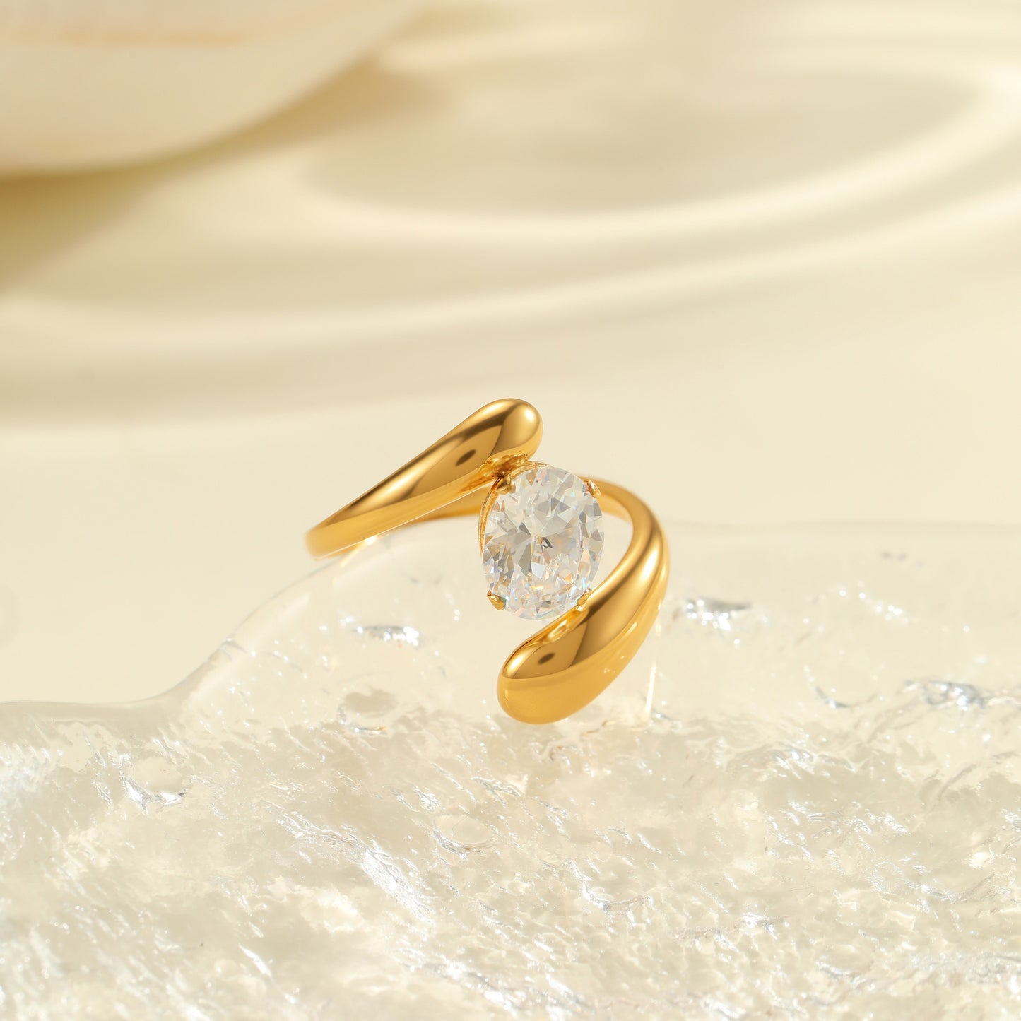 Anello zircone