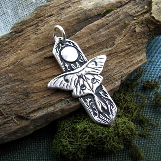 Collana luna e farfalla