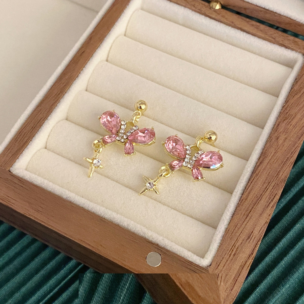 Orecchini farfalla zircone dolci