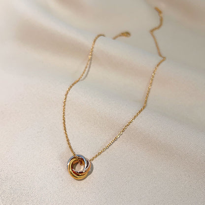 Collana tre anelli tricolore