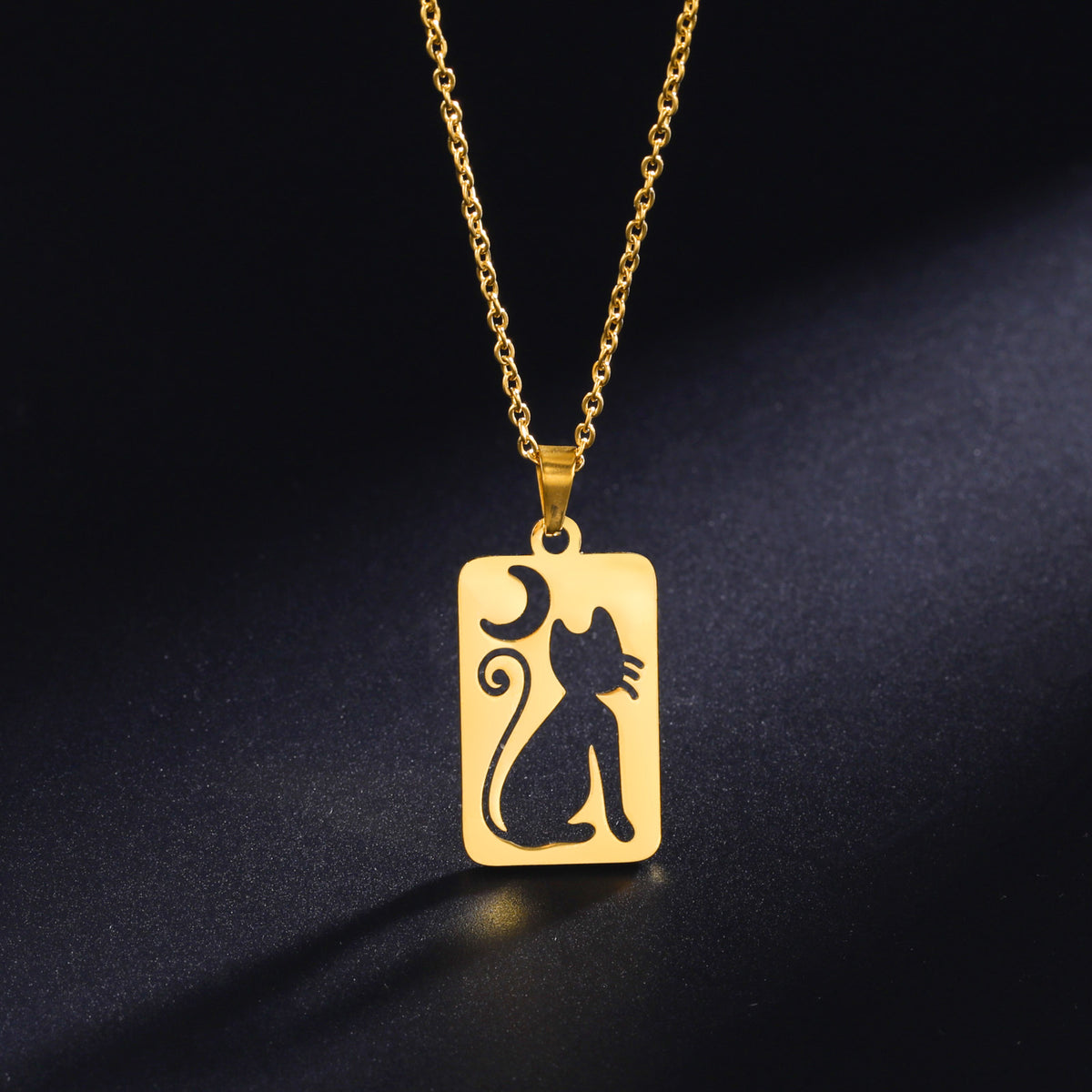 Collana pendente mezzaluna