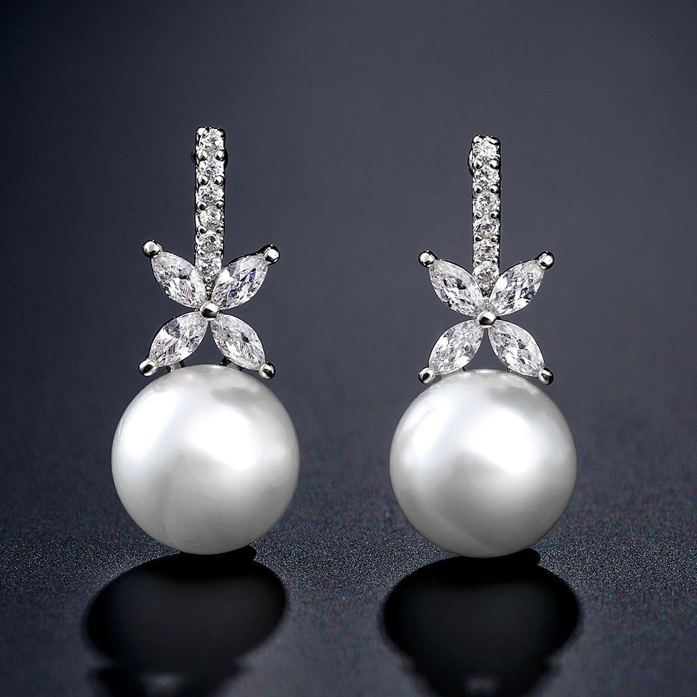 Orecchini zircone con intarsi micro