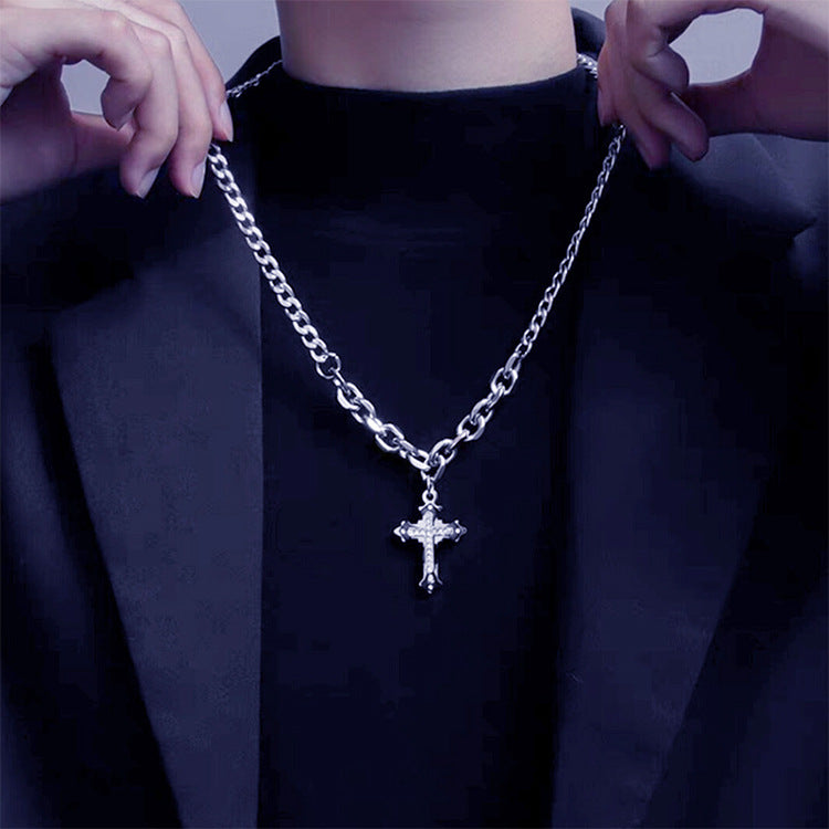 Collana croce diamante titanio