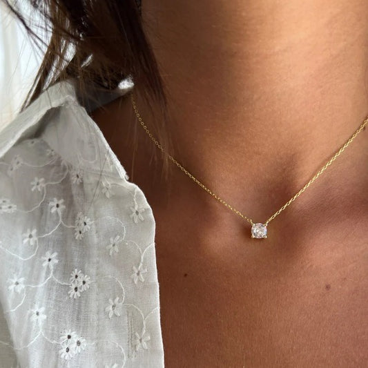 Collana ciondolo geometrico da donna