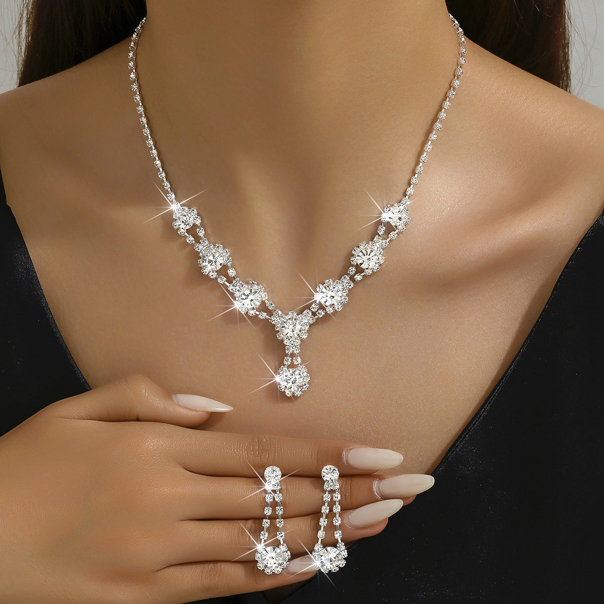 Set collana orecchini strass e cristallo