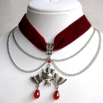 Collana pipistrelli