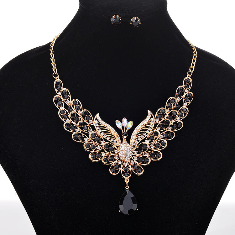 Collana con ciondoli a goccia