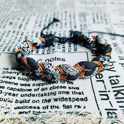 Bracciale tessuto etnico