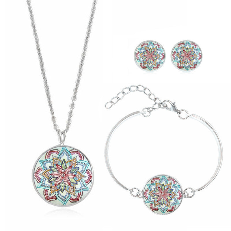 Collana mandala floreale pietre preziose