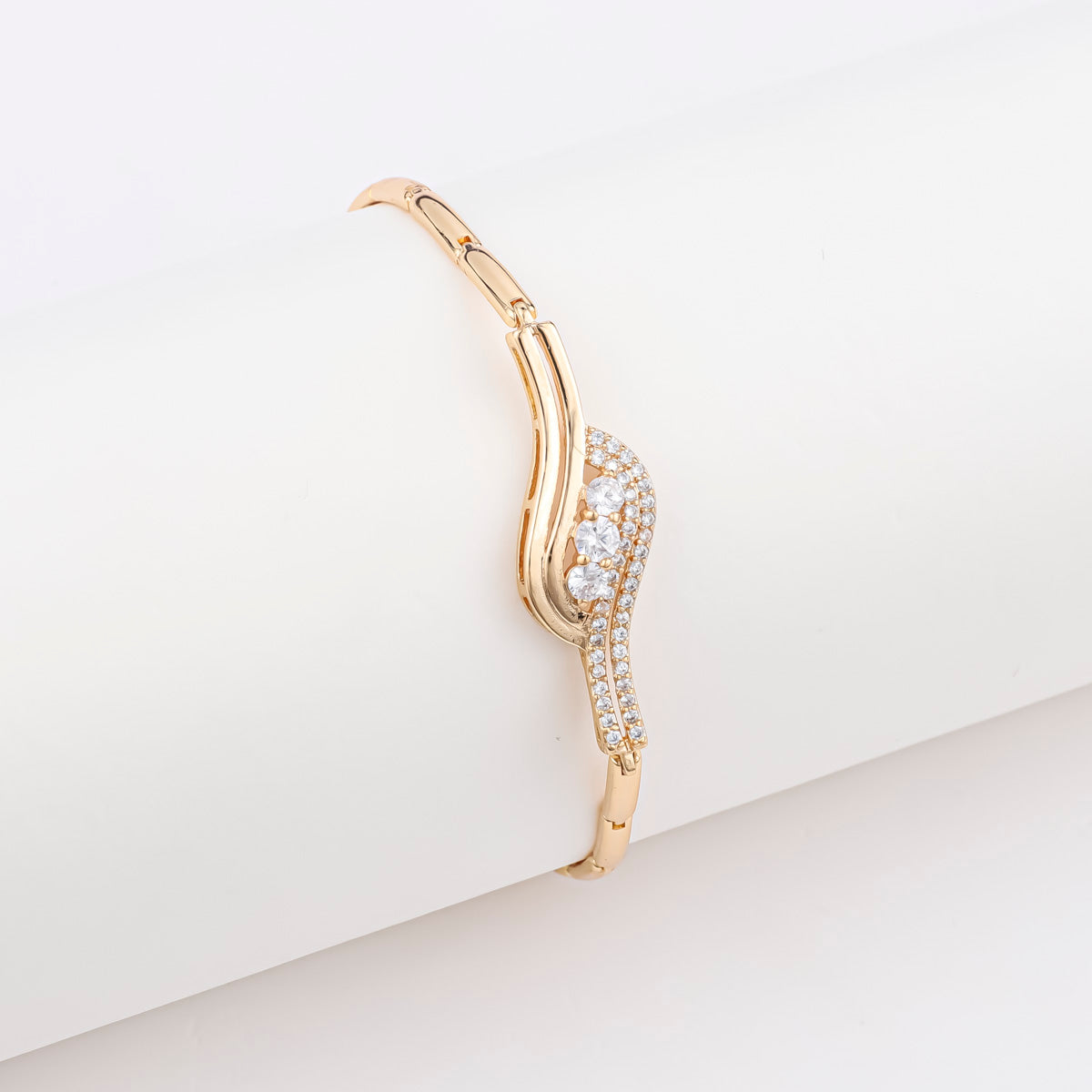 Bracciale farfalla trifoglio oro