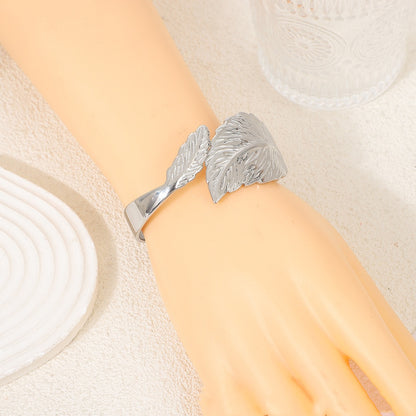 Bracciale foglia titanio