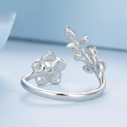 Anello charm fiore rosa