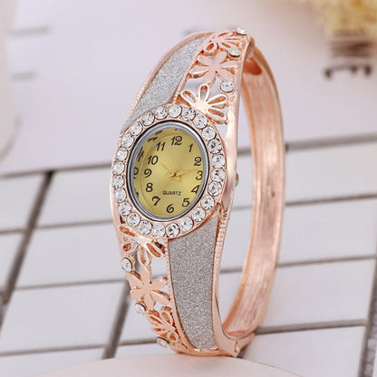 Orologio braccialetto da studentessa