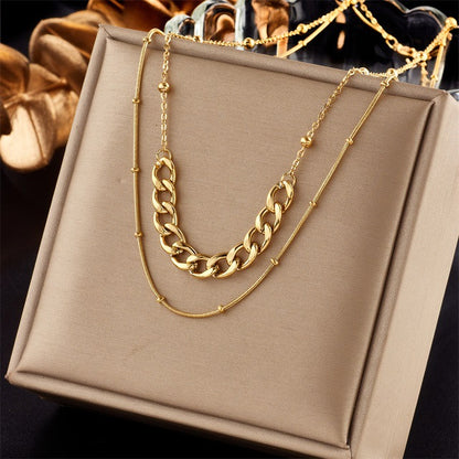 Collana con perline geometriche