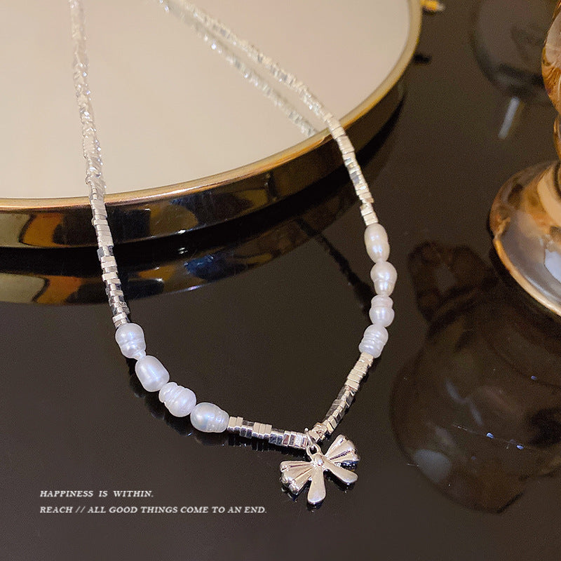 Collana di perle minimal