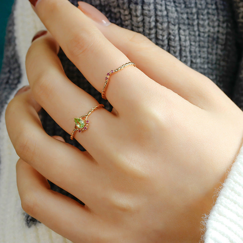 Anello olivina retrò