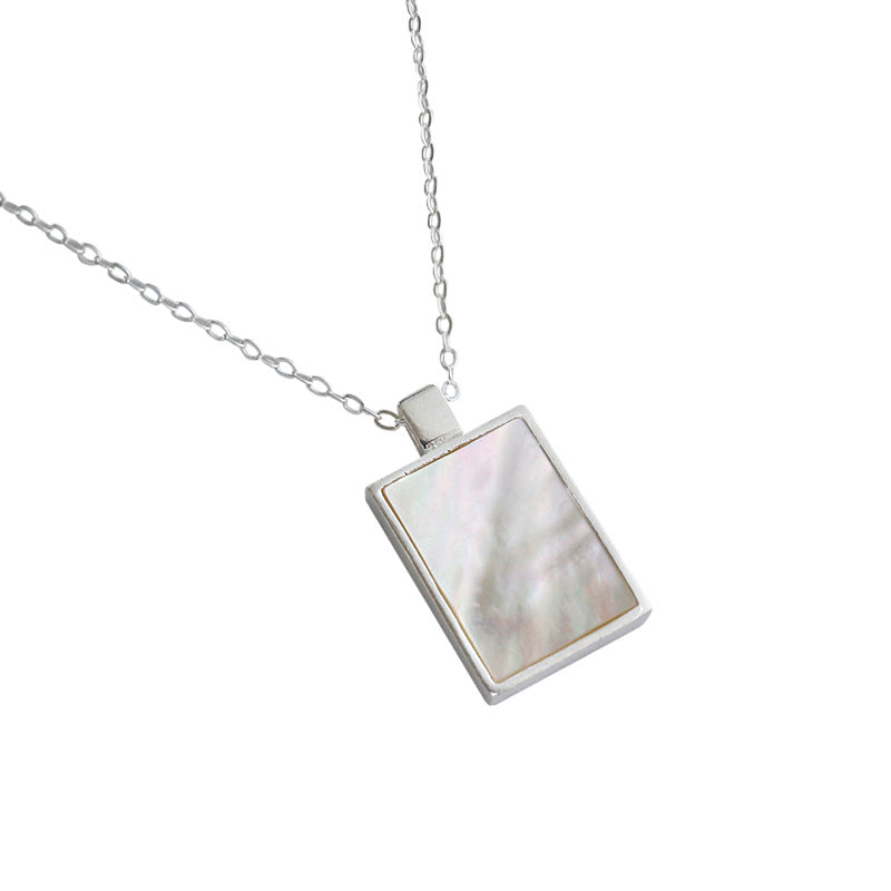 Collana conchiglia quadrata
