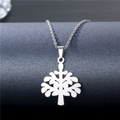 Collana geometrica traforata in acciaio inossidabile